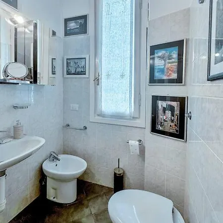 Apartment Portofinoa Due Passi Dalla Stazione Ferroviaria Rapallo