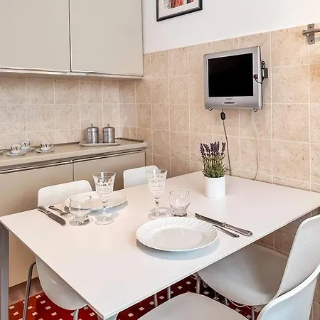 Apartment Portofinoa Due Passi Dalla Stazione Ferroviaria Rapallo